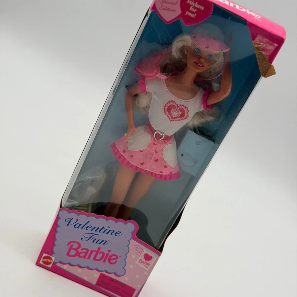 Mattel Valentine Fun Barbie Special Edition 1996 Vintage Doll 16311 NIB